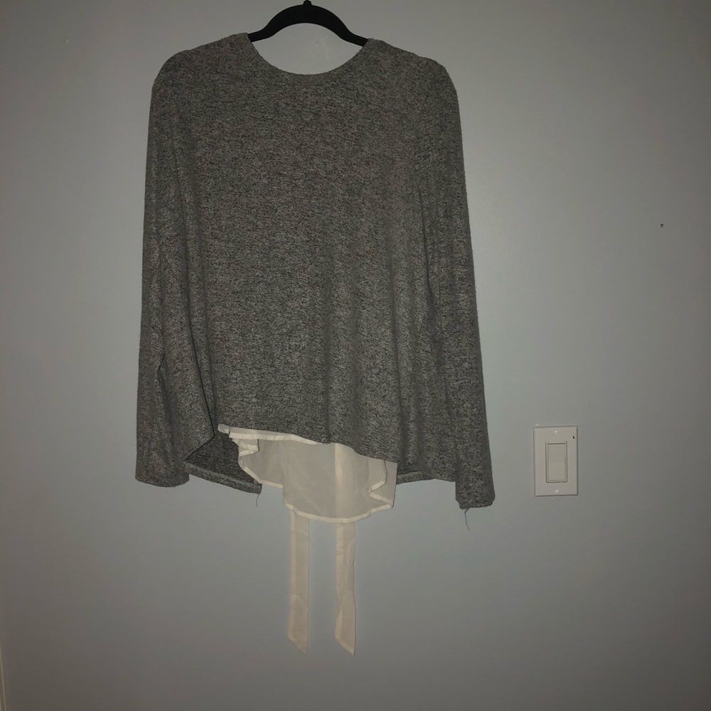 Super soft sweater with cream-coloured lining